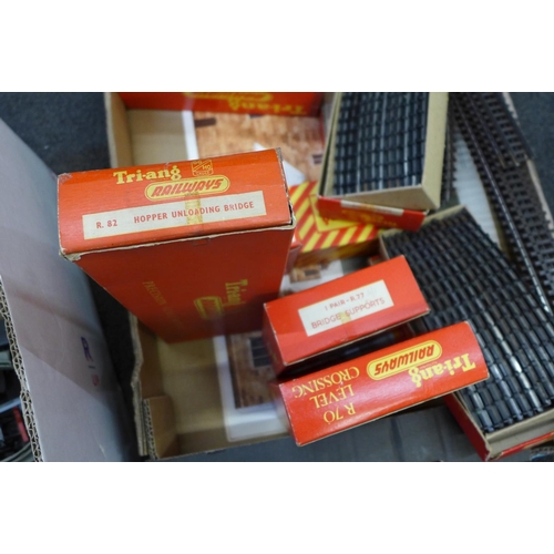 749 - Two boxes of model railway items, mainly Tri-ang