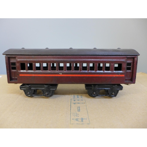 771 - A Japanese 0 gauge Stromlite train set