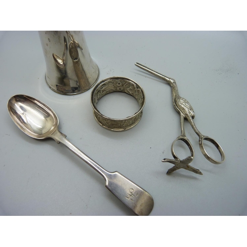 878 - A silver napkin ring, a/f, a pair of novelty scissor nips, a flask and a spoon