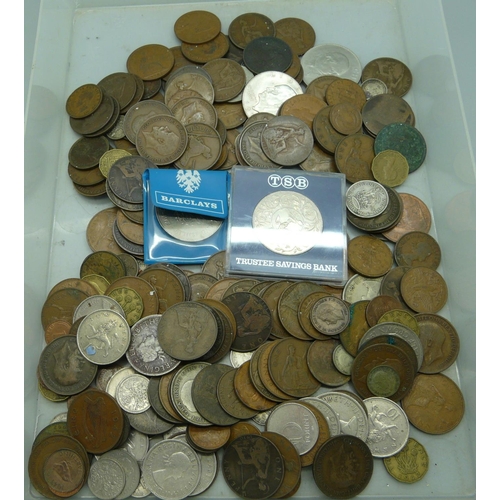 892 - Coins including commemorative