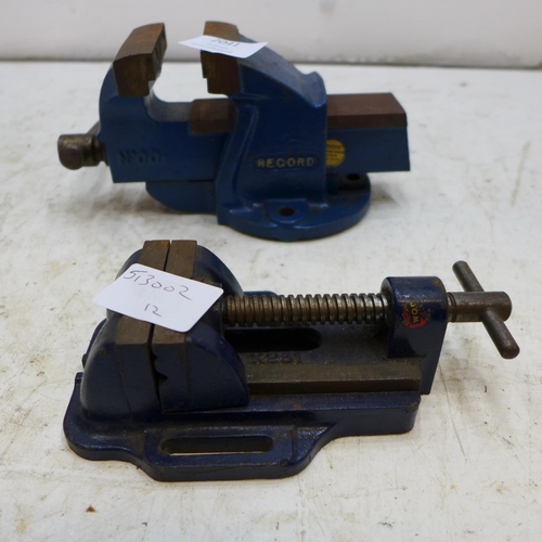 2041 - Record No 00 bench vice with Woden No X251 machine vice