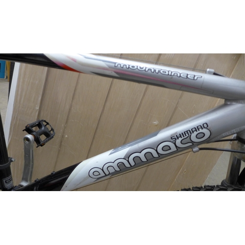 2092 - Ammaco Shimano-equipped mountaineer gents Mtb