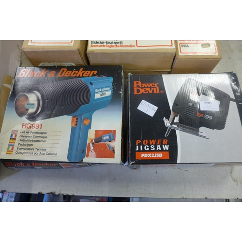 2201 - Power tool job lot, Power Devil jigsaw, boxed, Black and Decker power sander and Black and Decker he... 