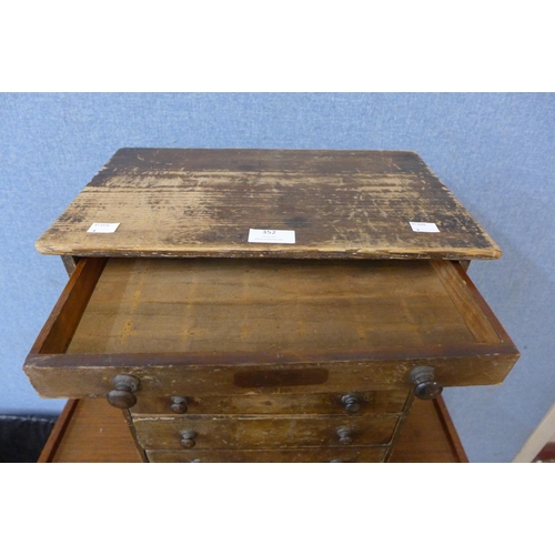 352 - A Victorian pine six drawer table top chest