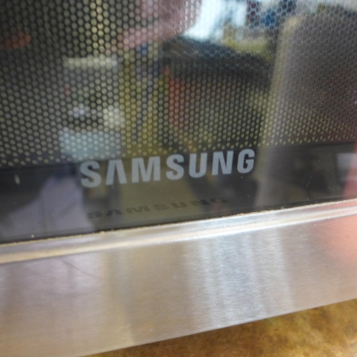 2221 - Samsung (CM1929) 1850w microwave