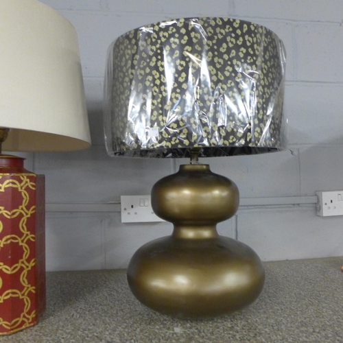 1578 - Four assorted table lamps