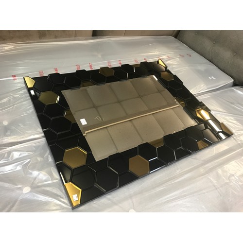 1505A - A multi hexagon black and gold wall mirror 80x104cm