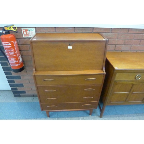 93 - A Jentique teak bureau