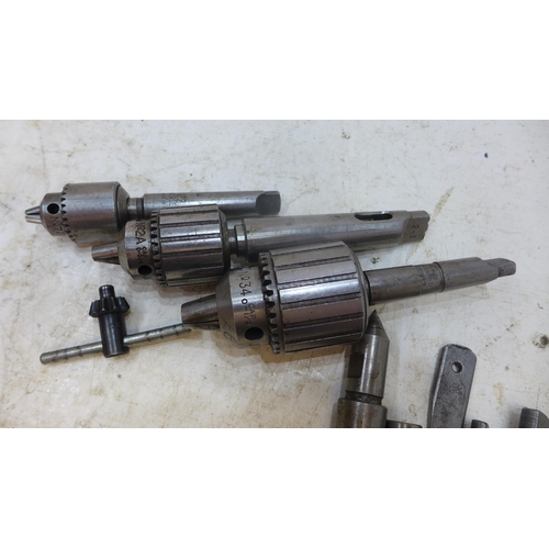 2002 - 3 Jacob chucks; no. 2A, no.34 & no.7 with 10 extenders