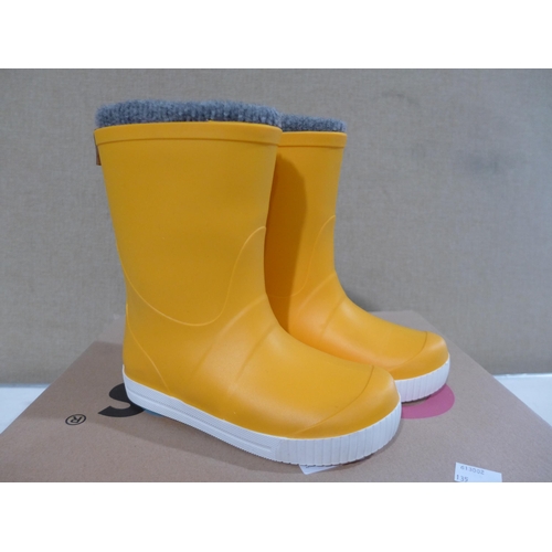 3102 - Pair of Children's sock-lined Yellow Wellingtons UK size 11/12 * this lot is subject to VAT