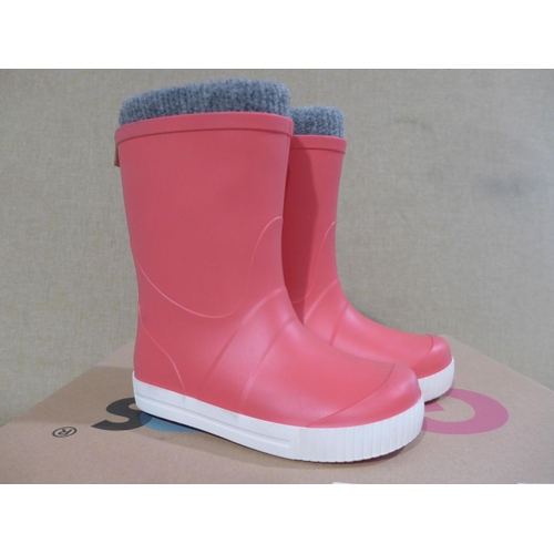 3105 - Pair of Children's sock-lined Pink Wellingtons, UK size 9.5/10 * this lot is subject to VAT