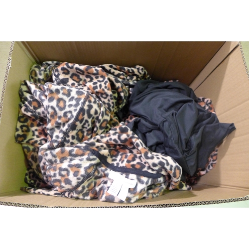 3107 - Box of Carole Hochman Women's loungewear * this lot is subject to VAT