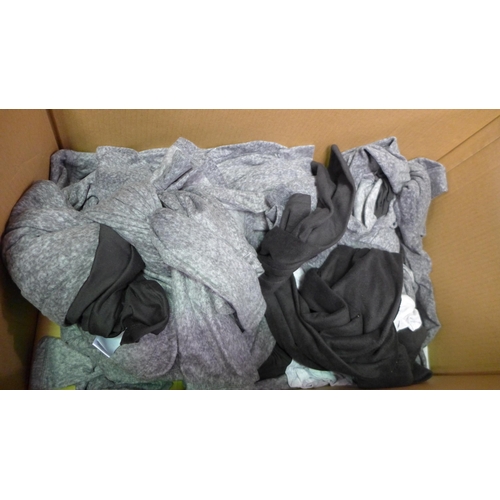 3108 - Box of Women's Carole Hochman loungewear, mixed sizes * this lot is subject to VAT