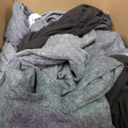 3109 - Box of Women's Carole Hochman loungewear, mixed sizes * this lot is subject to VAT