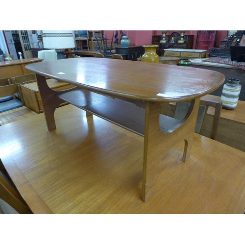 116 - A teak coffee table