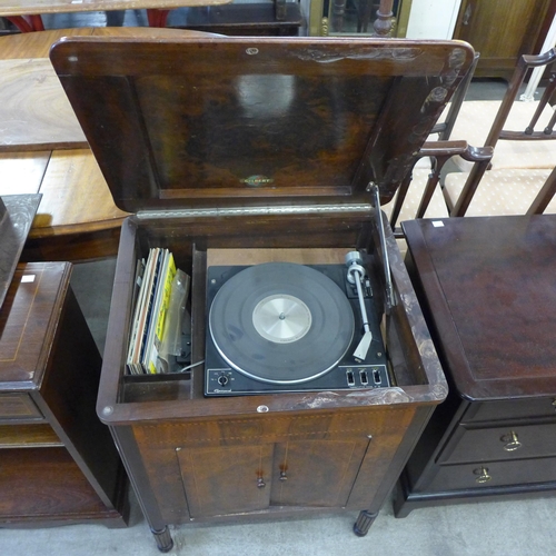 206 - An inlaid walnut gramophone cabinet