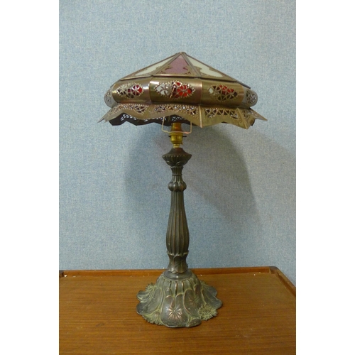 390 - An Art Nouveau style table lamp