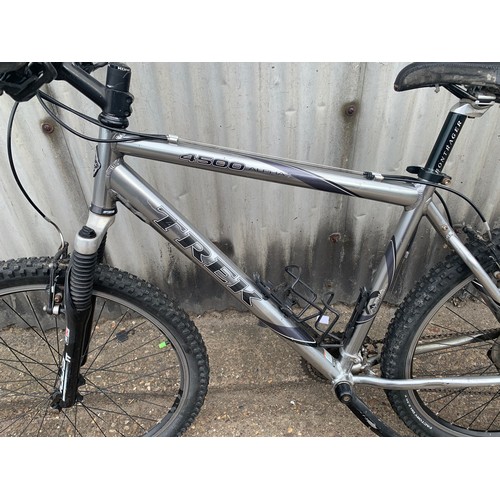 2379 - A Trek Alpha 4500 gents MTB/bike/bicycle