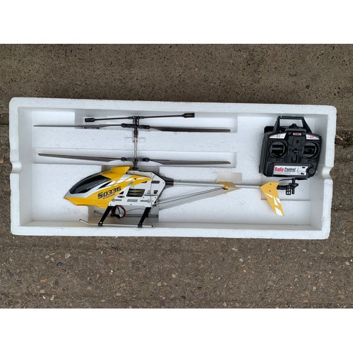 2206 - Syma 5033g 3 channel remote control helicopter kit boxed