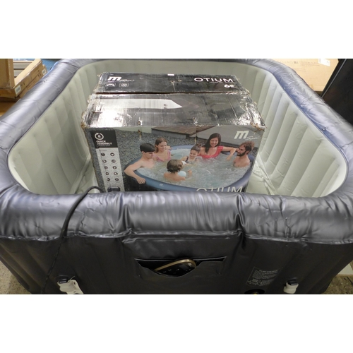 3262 - M-Spa Otium Inflatable Six-Person Hot Tub, Original RRP £666.66 + vat(260-36)   * This lot is subjec... 