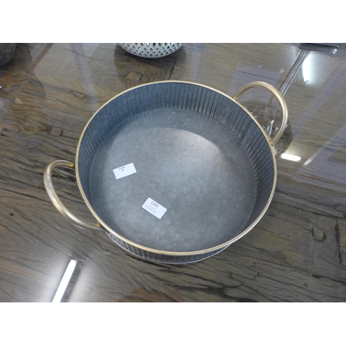 1343 - A galvanised metal tray with contrasting metal gold finish handles 53cm (369944340)