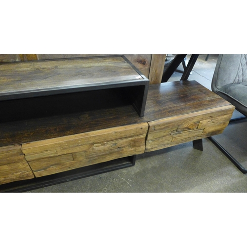 1582 - A railway sleeper three drawer TV unit