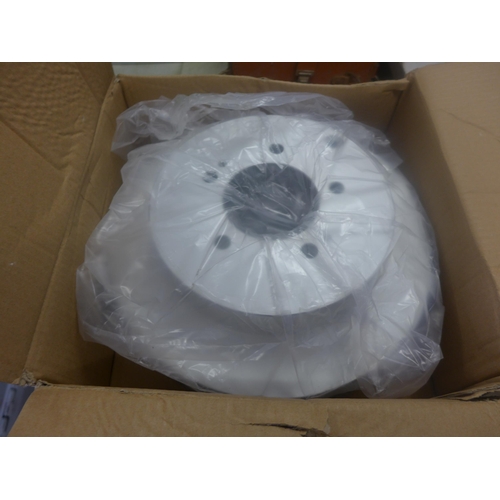 2057 - Boxed unused rear brake disk to fit Mitsubishi AX and AXX 2012