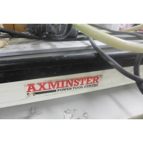 2137 - Axminster 600mm tilting electric tile cutter - W