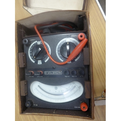 2059 - Avometer 8 tester in case