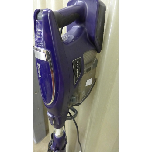 2347 - Shark Duo Clean flex compact vacuum cleaner