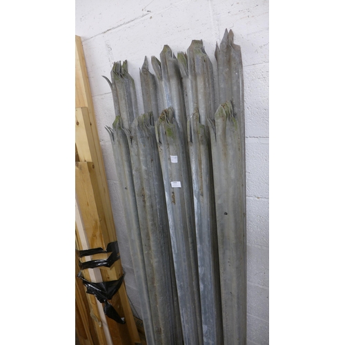 2408 - 50 Palisade galvanized fencing pales