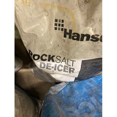 2430 - 4 bags of 20kg rock salt