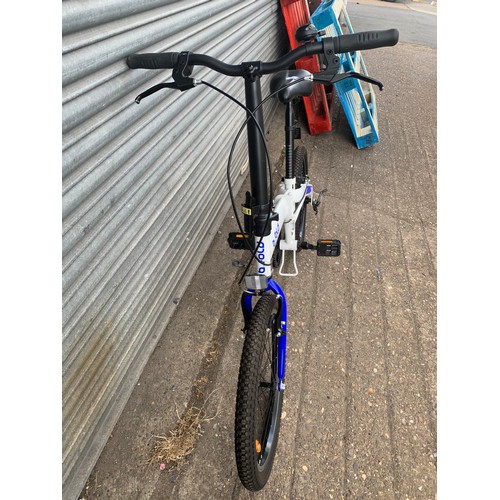 2996 - B Fold 300 folding bike - Police repossession - little use