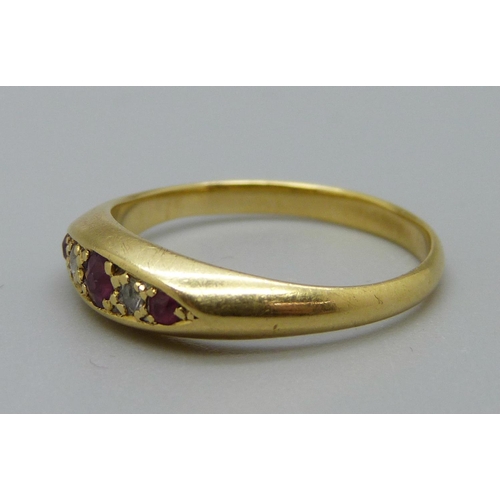 1121 - An 18ct gold, ruby and diamond ring, 3.4g, O