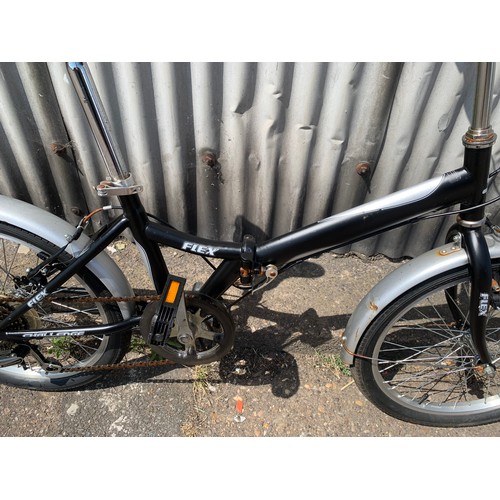 2295 - Flex folding bicycle - Police repossession