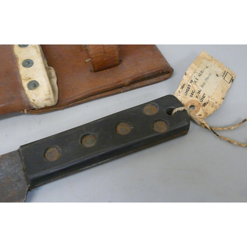 1139 - A 1942 WWII British machete and scabbard