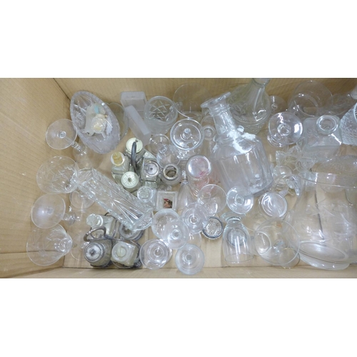 1171 - A box of mixed glassware, a pair of silver rimmed salts, etc. **PLEASE NOTE THIS LOT IS NOT ELIGIBLE... 