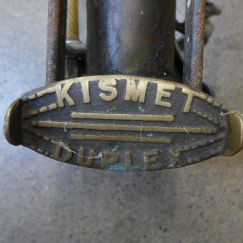 780 - A Kismet Duplex foot pump