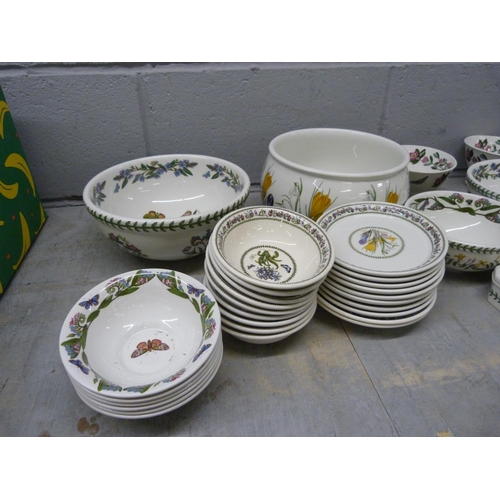 820 - Portmeirion The Botanic Garden bowls, jars, dishes, etc. (two boxes) **PLEASE NOTE THIS LOT IS NOT E... 