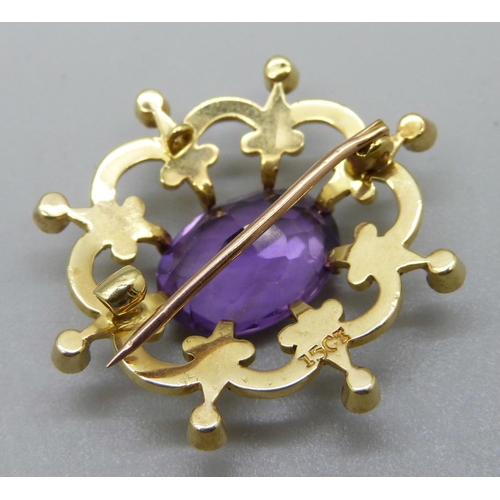 987 - A vintage 15ct gold, amethyst and pearl brooch, 5.7g, 29mm x 32mm