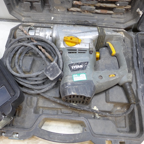 2023 - Titan Magnesium SDS breaker drill, Wickes hammer drill and 10.8v Erbauer drill set with charger