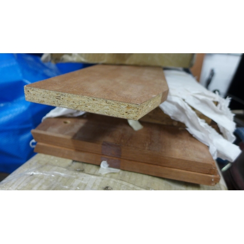 2079 - Three bags of assorted hard wood with quantity of veneered and edged chipboard