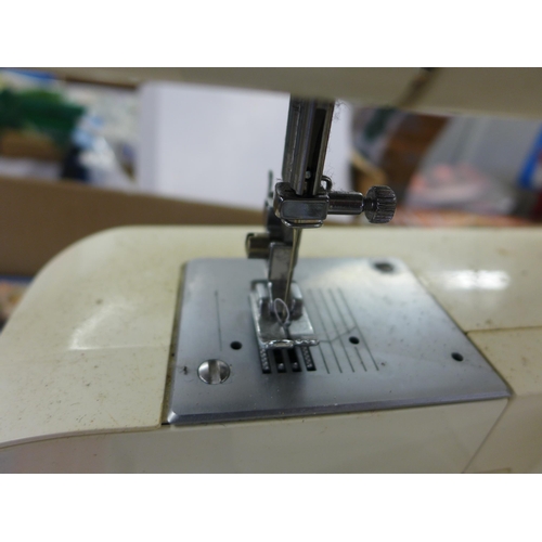 2092 - Brother XL4011 sewing machine