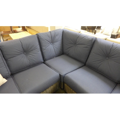 1354 - West Coast Casual 5 piece Sectional Patio Set      , Original RRP £1624.99 + vat - damaged side  (41... 