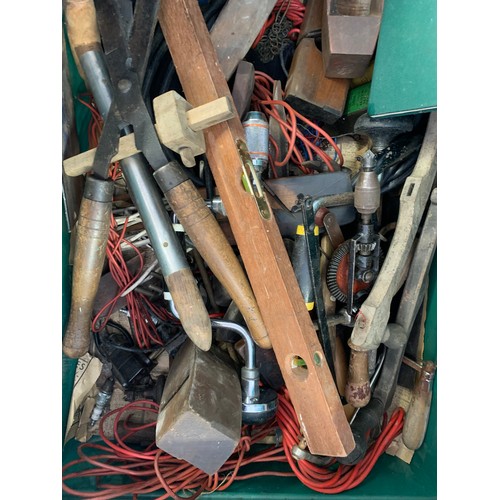 2004 - A trunk of vintage hand tools