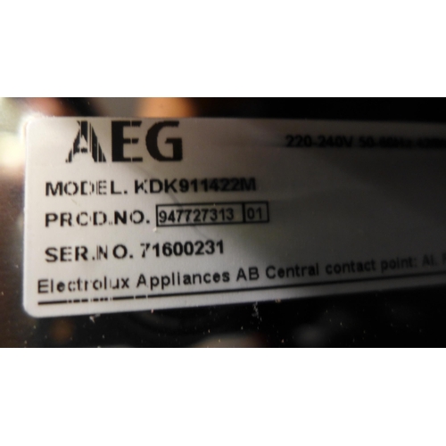 3094 - AEG Stainless Steel with Black Glass Warming Drawer (H140xW594XD535) - model no:- KDK911422M, origin... 