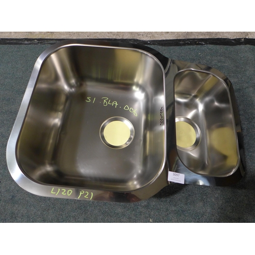 3097 - Ecuador 1.5 Bowl U/mount Stainless Steel (430x582) * VAT will be added to the hammer price of this l... 