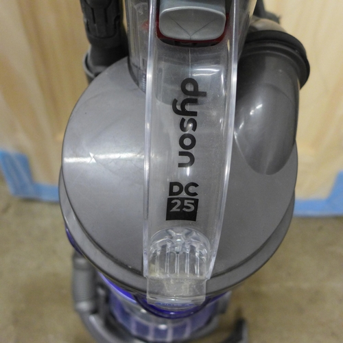 2272 - Dyson DC41 and Dyson DC25 upright ball vacuum cleaners