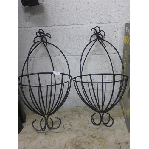 2361 - Two vintage-style hanging baskets