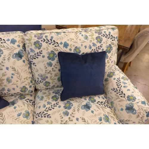 1587 - An Ashleigh Flex vador floral blue two seater sofa